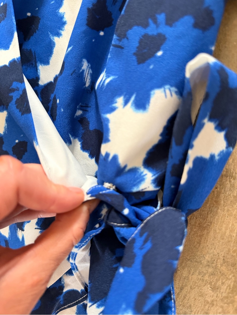 Banana Republic Blue Floral Faux Wrap Ruffle Dress Size 2 - Picture 4 of 9